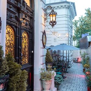 Conacul Coroanei Luxury Boutique Hotel